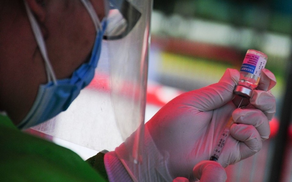 Un estudio indica que la vacuna de Moderna otorga al menos 3 meses de inmunidad | Información General