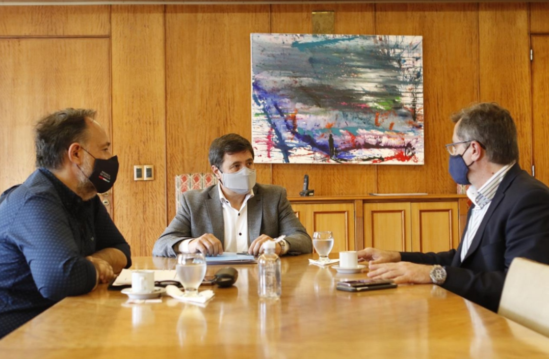 Capitani  y Arroyo analizaron la implementación de los programas sociales en la provincia | Noticias