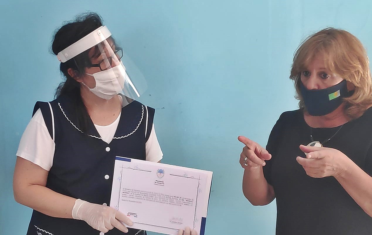 Escuelas de los departamentos La Capital, San Jerónimo y San Martín recibieron aportes por $ 1.900.000 | Noticias