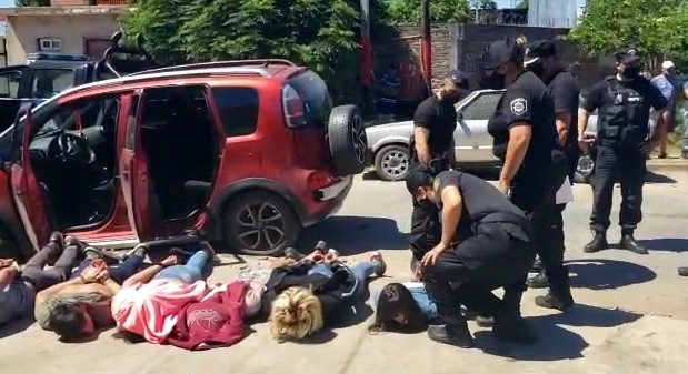 Robo y persecución en Rosario: hay nueve detenidos, cuatro son menores | Noticias