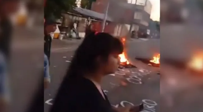 Graves disturbios en Rosario con la policía tras brutal violación a una chica de 15 años | Noticias