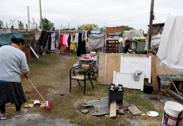 Una familia tipo necesitó 51.775,61 pesos en noviembre para no ser pobre | Noticias