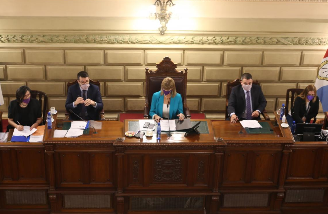 Media sanción a la ratificación del Consenso Fiscal | Legislativas