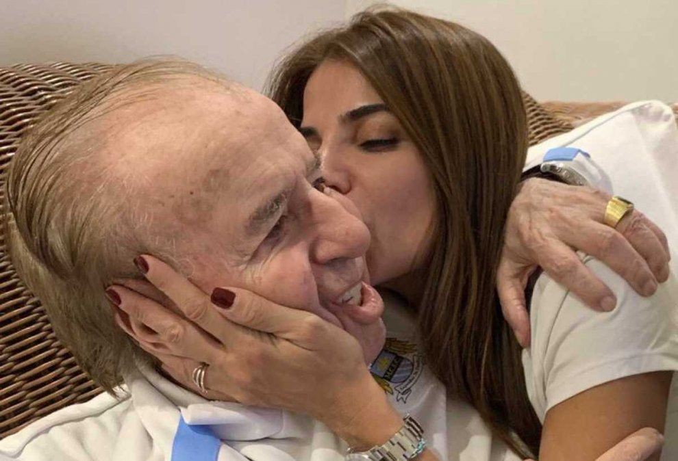 Menem se encuentra "estable", aunque permanecerá internado | Nacionales