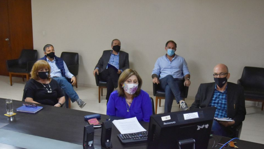 Se reanudan las paritarias: Docentes y estatales esperan una oferta salarial | Noticias