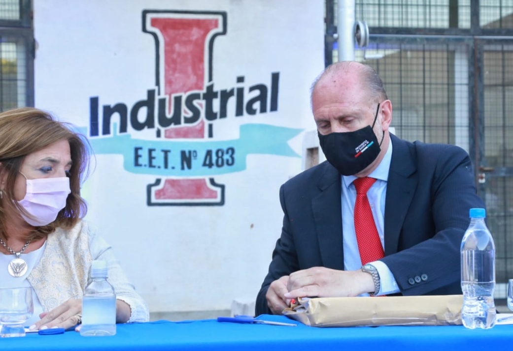 Perotti: “Aún en pandemia  estamos cumpliendo con el ritmo de obra pública en toda la provincia de Santa Fe” | Noticias