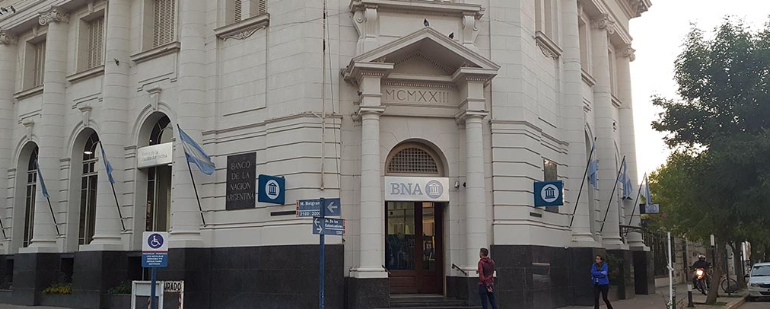 Esperanza: El Banco Nación cerrado por casos de coronavirus | Noticias