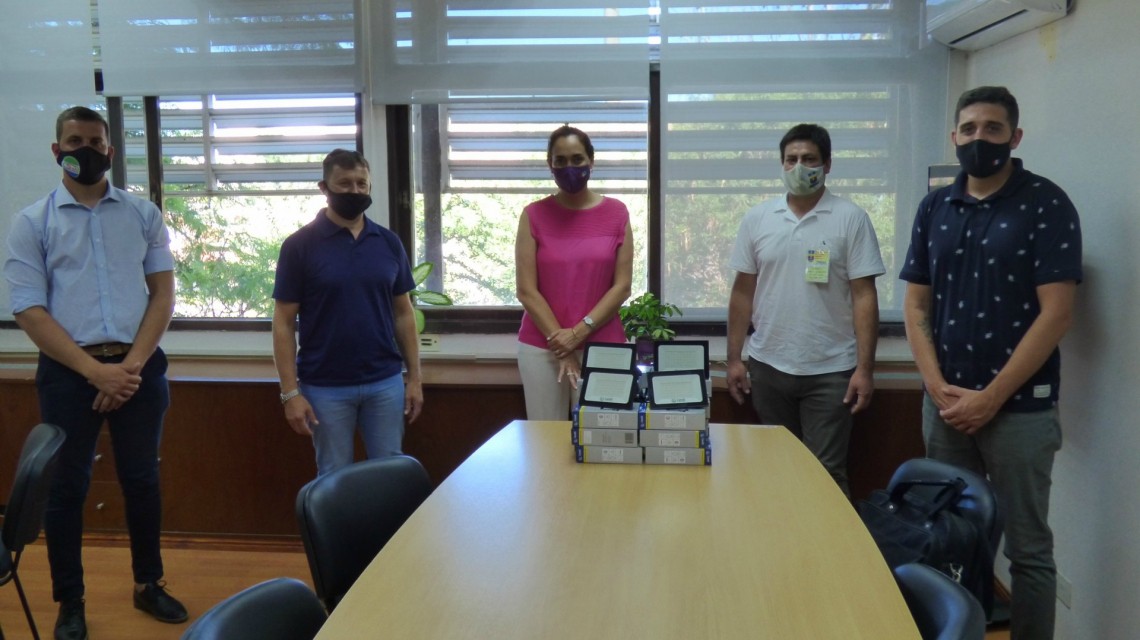 El gobierno entregó equipamiento sustentable a escuelas de la familia agrícola | Información General