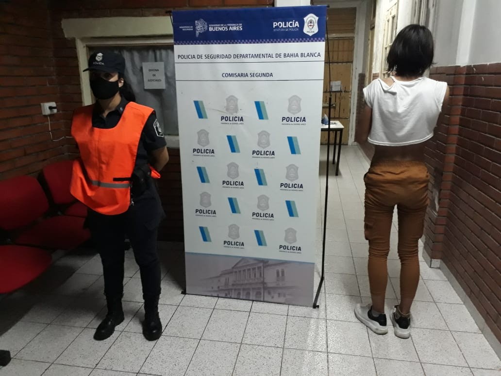 A las piñas en una marcha "celeste": se salvó de ser linchado | Nacionales