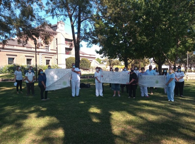 "No damos más, no nos dejen solos": El pedido de los trabajadores de la salud de Gálvez | Noticias