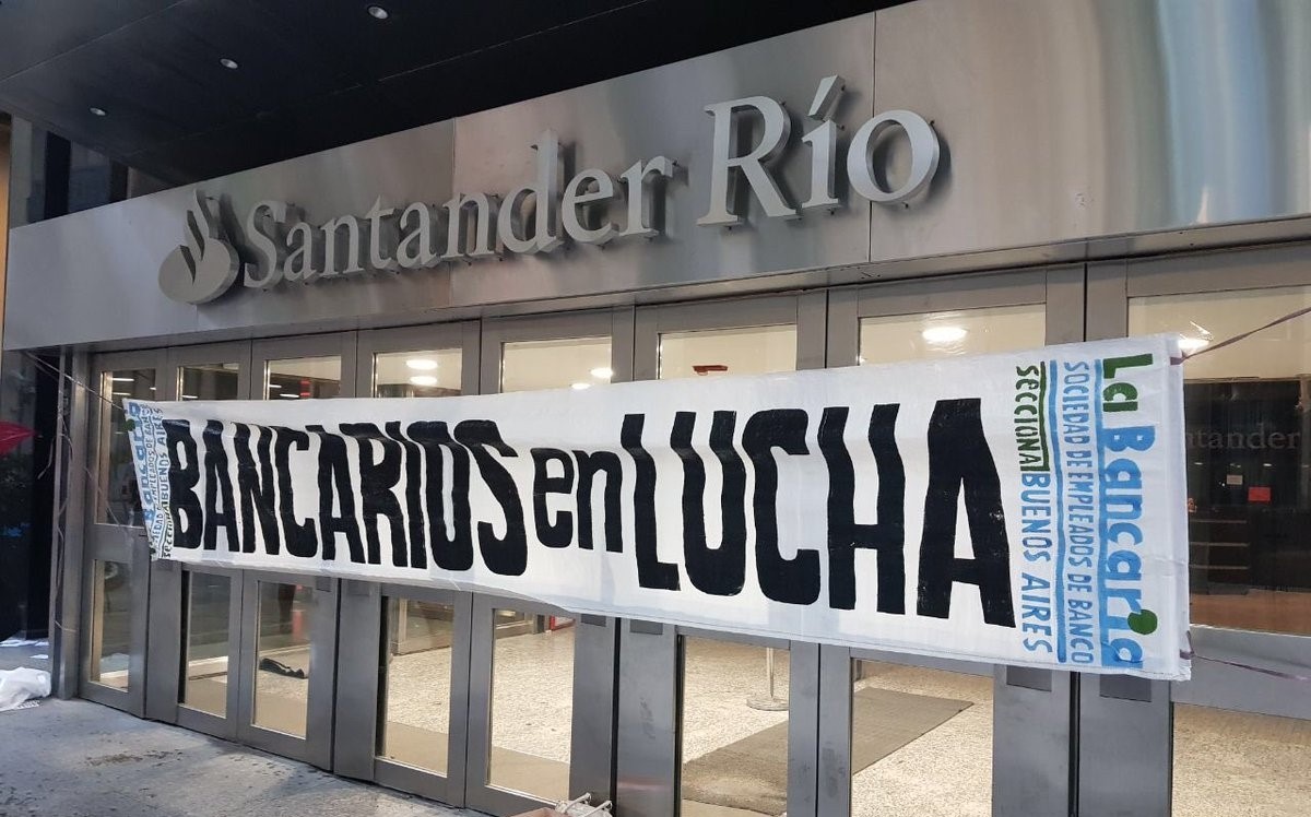 Ante el posible cierre de sucursales, la Bancaria realiza paros en dos entidades privadas | Noticias