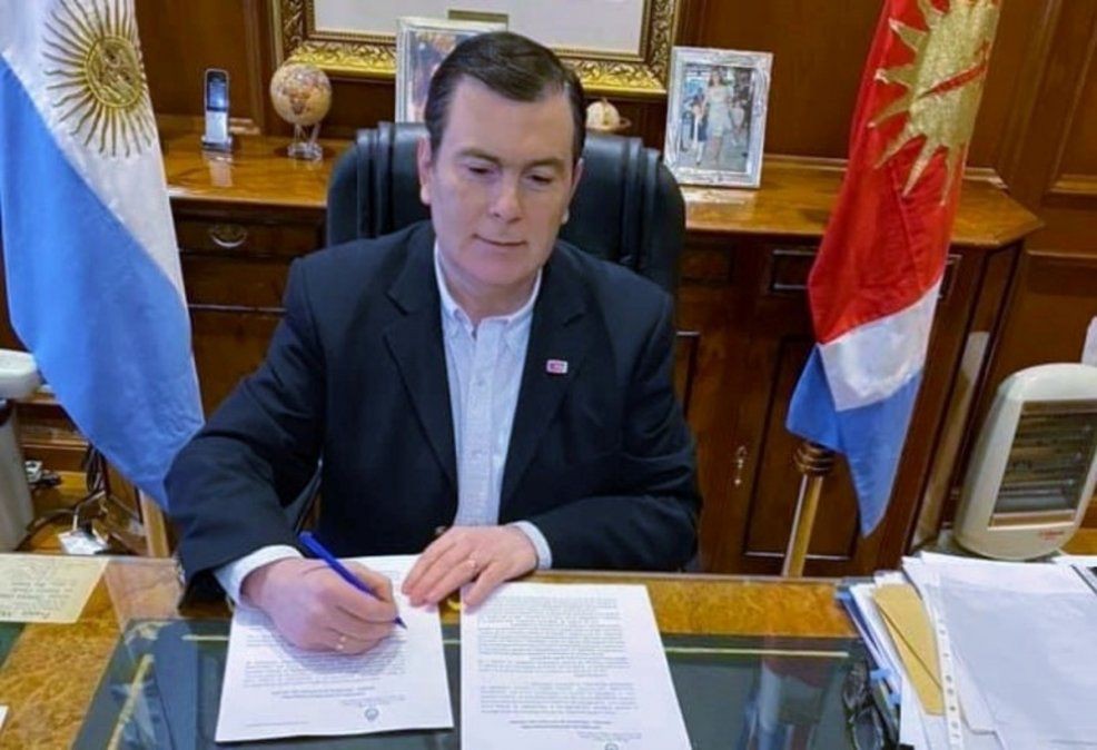 El gobernador Gerardo Zamora tiene Covid-19 | Información General