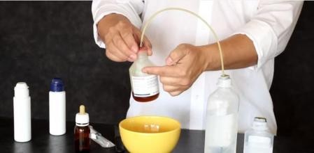 La ANMAT reitera la recomendación de no consumir productos con dióxido de cloro | Información General