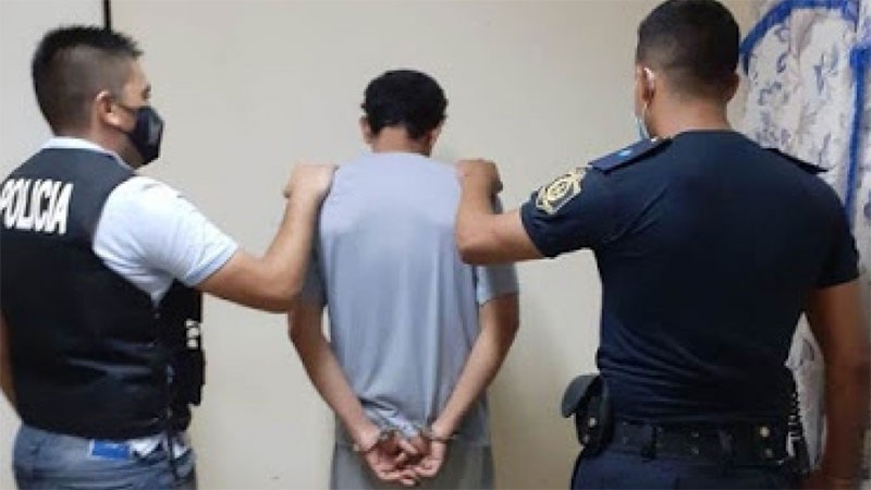 Aprovecharon que su padre dormía: escaparon para denunciar que las violaba | Nacionales