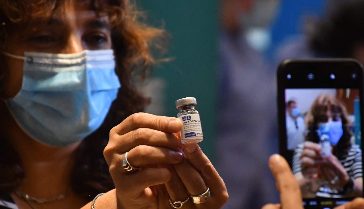 Ya se aplicaron 200.000 dosis de la vacuna Sputnik V contra el coronavirus | Información General