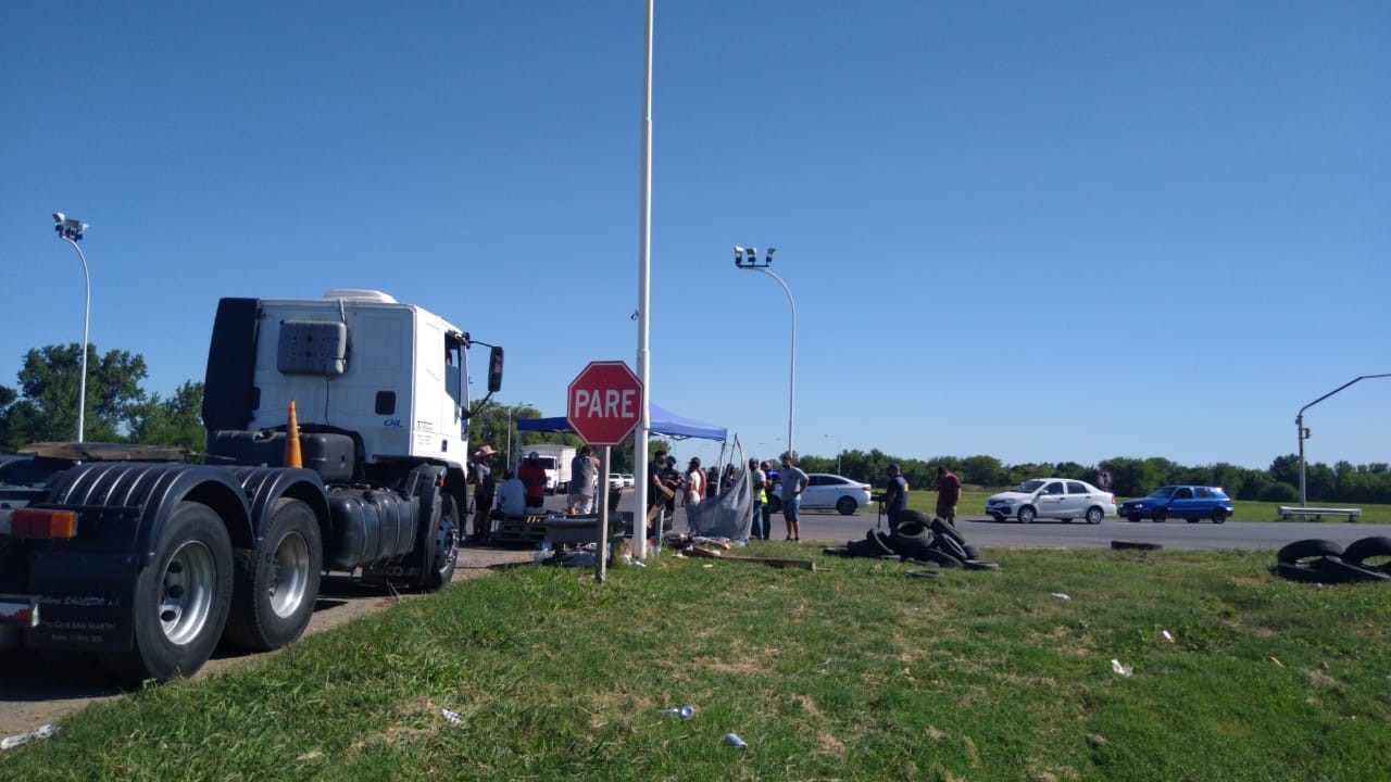 La policía de Santa Fe levantó el corte de la RN012 y RN18 | Noticias