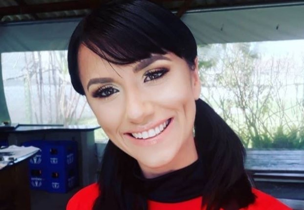 Cayó al mar cuando se sacaba selfies, la rescataron y murió poco después | Redes