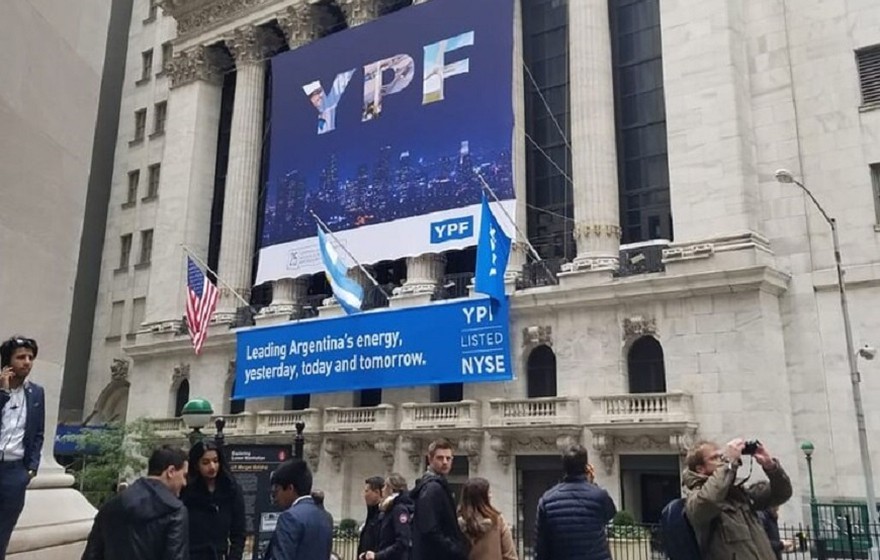 YPF registró fuertes ganancias y bajó el Riesgo País | Nacionales