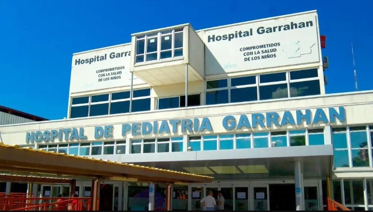 Una nena fue baleada en el pecho durante una "guerra" narco y lucha por su vida | Información General