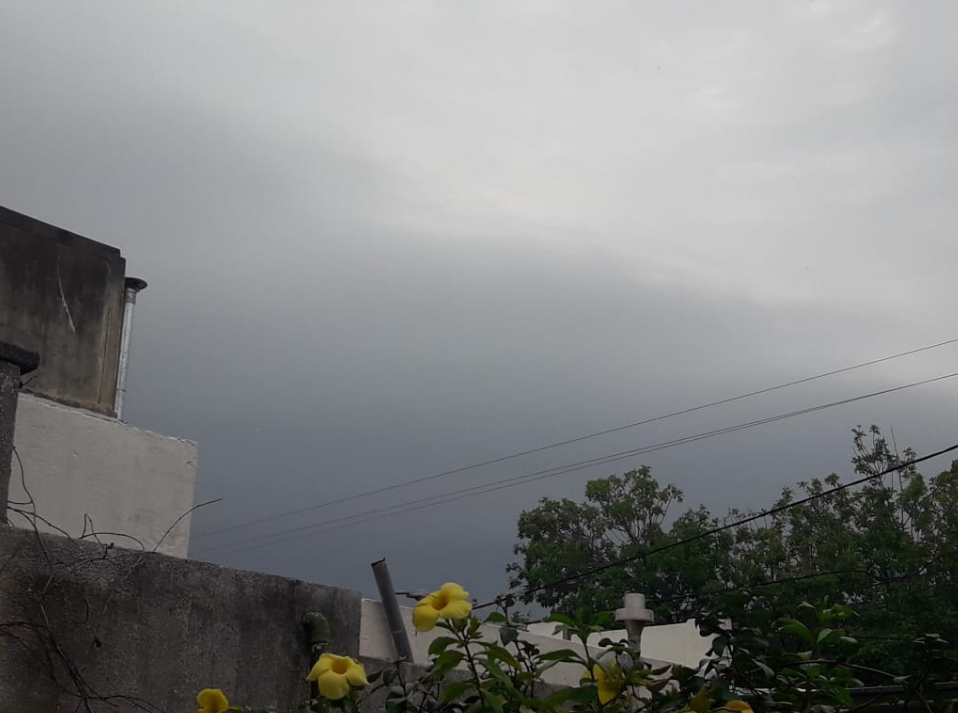 Comenzó a llover en la ciudad y se espera una jornada inestable | Información General