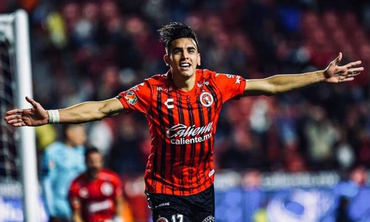 Alexis Castro se convirtió en el primer refuerzo de Colón | Deportes
