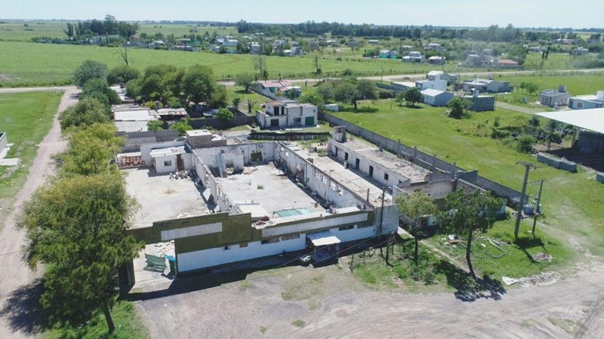 Ordenan clausurar el predio de una ex fábrica luego de confirmar que una nena residente allí falleció por tener plomo en sangre | Información General