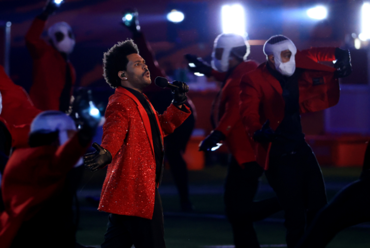 "The Weeknd" brilló en el impactante show de medio tiempo del Super Bowl | Espectaculos