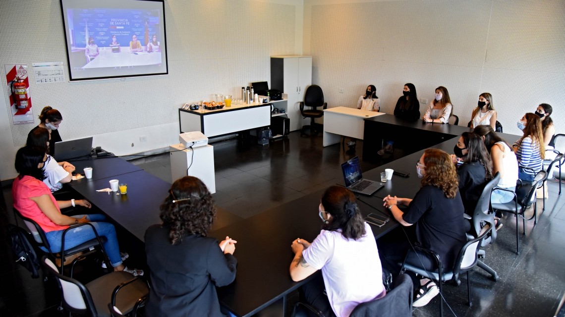 La provincia debatió cómo promover la participación de más mujeres en ciencia | Noticias