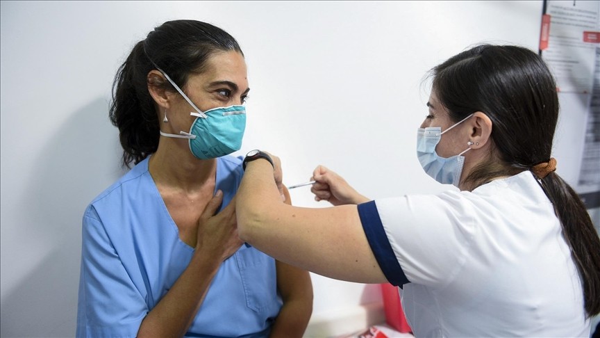 Evaluarán caso por caso al aplicar la Sputnik V a embarazadas e inmunosuprimidos | Noticias