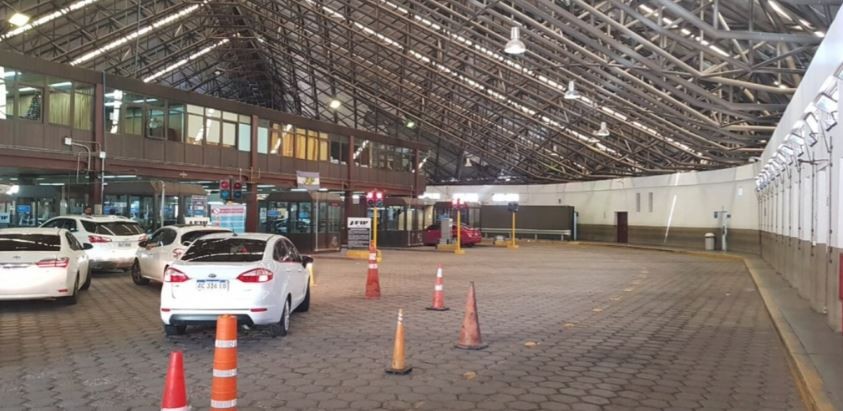 Presentaron un proyecto para que los extranjeros vacunados contra Covid-19 puedan entrar al país | Legislativas