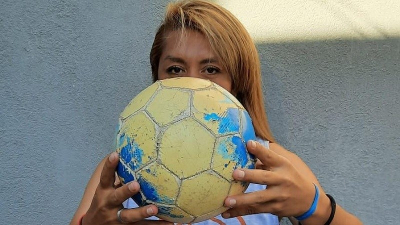 "Mi objetivo es ser referente de otras chicas trans", dijo la futbolista Laura López | Deportes