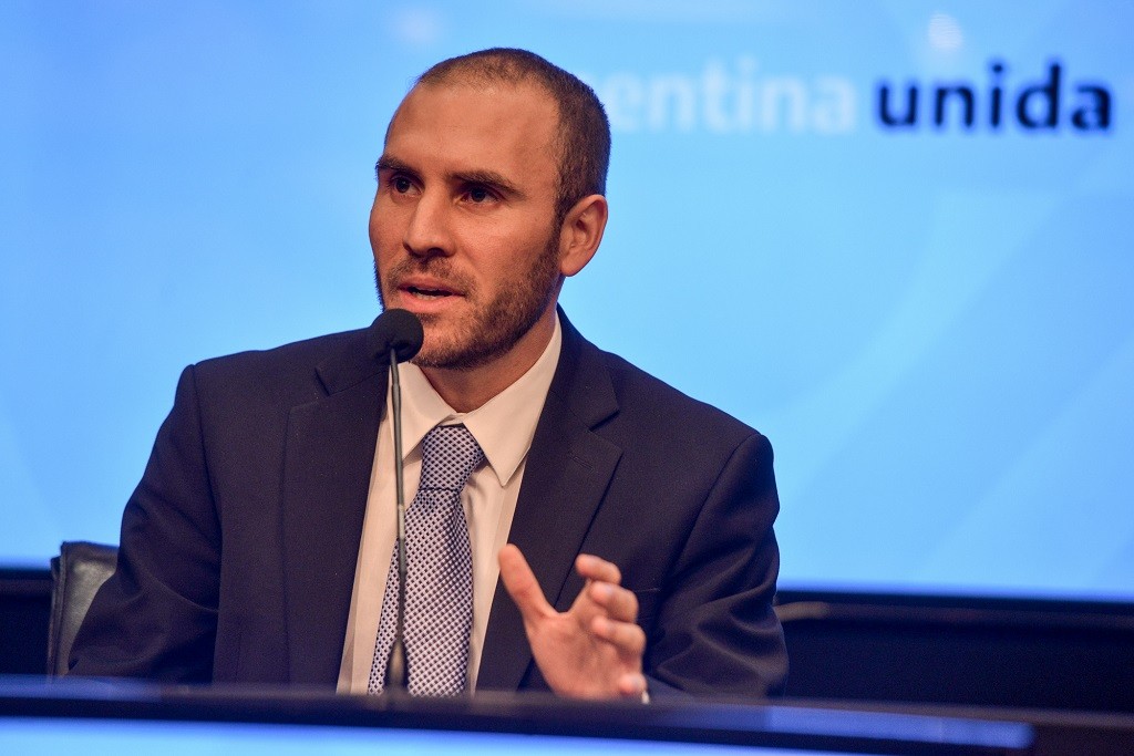 Sigue la polémica: Martín Guzmán también recibió la vacuna Sputnik V | Nacionales