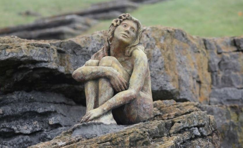 Se develó el misterio: el autor de la escultura de Playa Chica es un médico cirujano y la donará al municipio | Nacionales