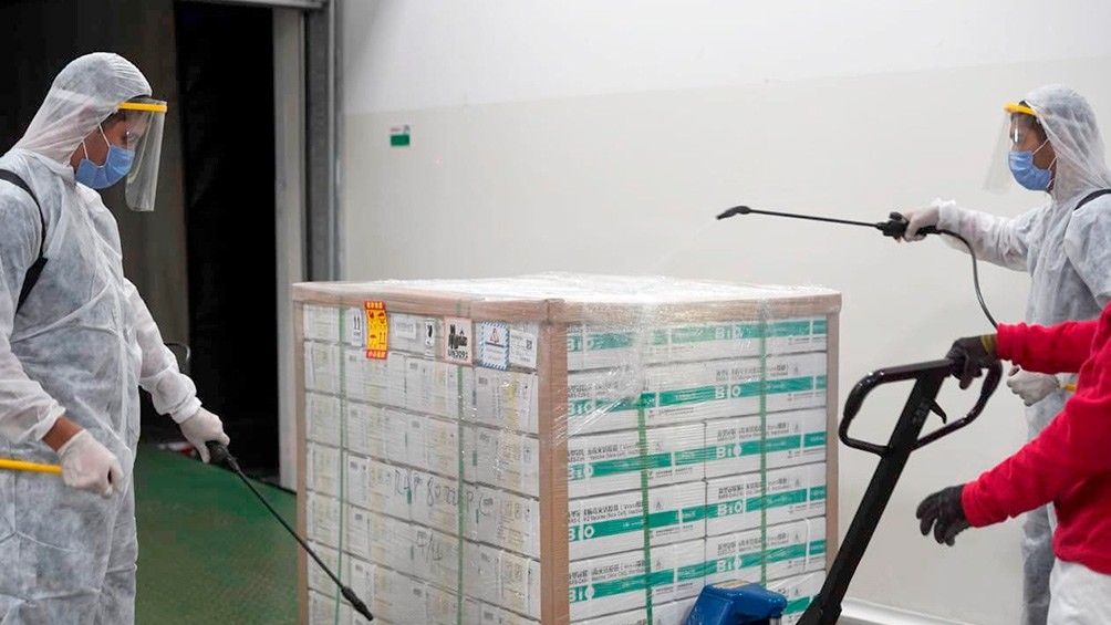 Llegaron a la provincia las 37.800 vacunas de Sinopharm para los docentes | Noticias