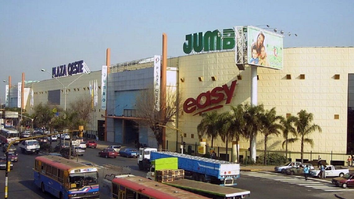 Cuatro delincuentes asaltaron una joyería en un Shopping de Morón | Noticias