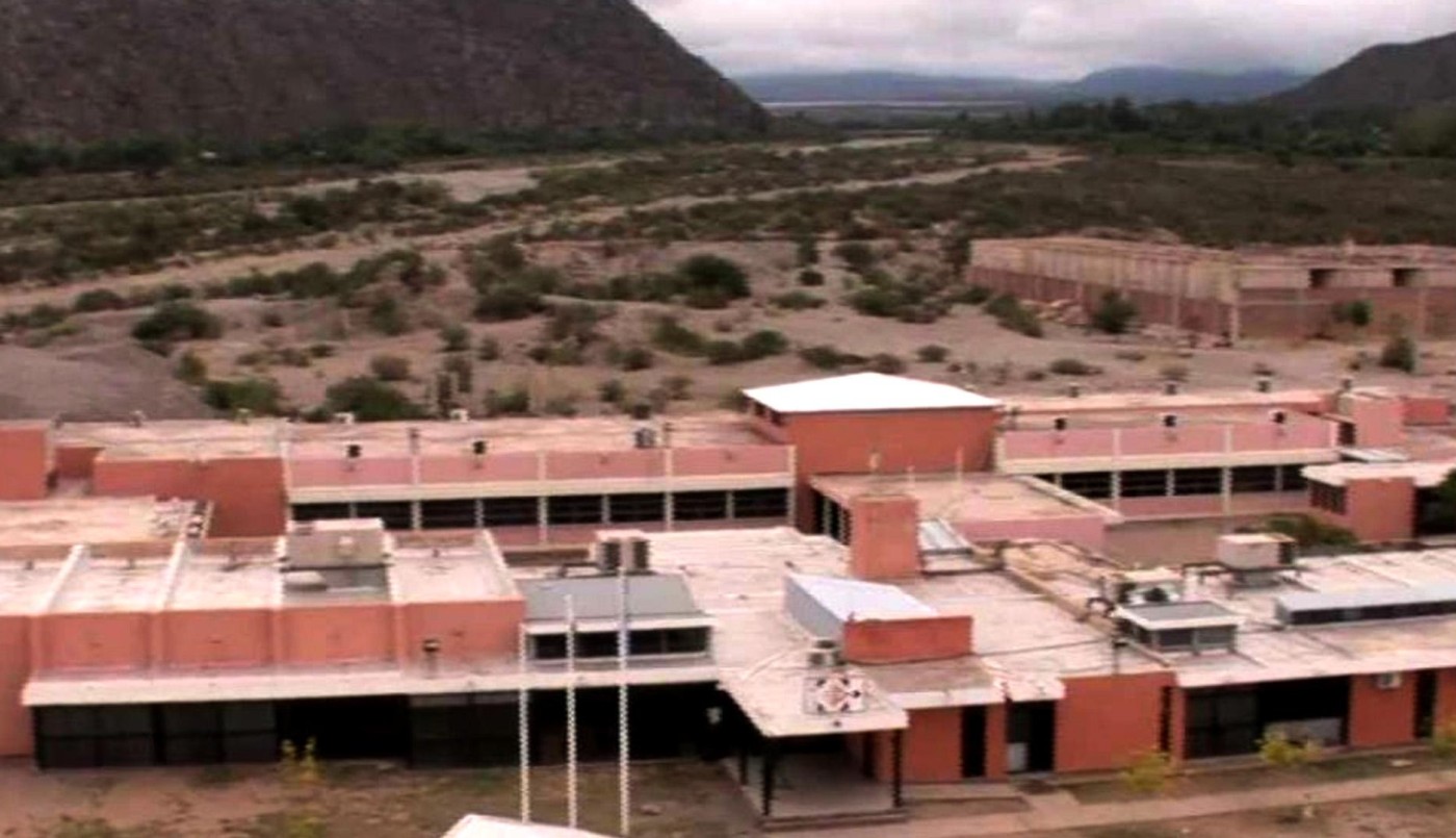 Toman rectorado de una universidad en La Rioja por denuncias de defraudación | Nacionales