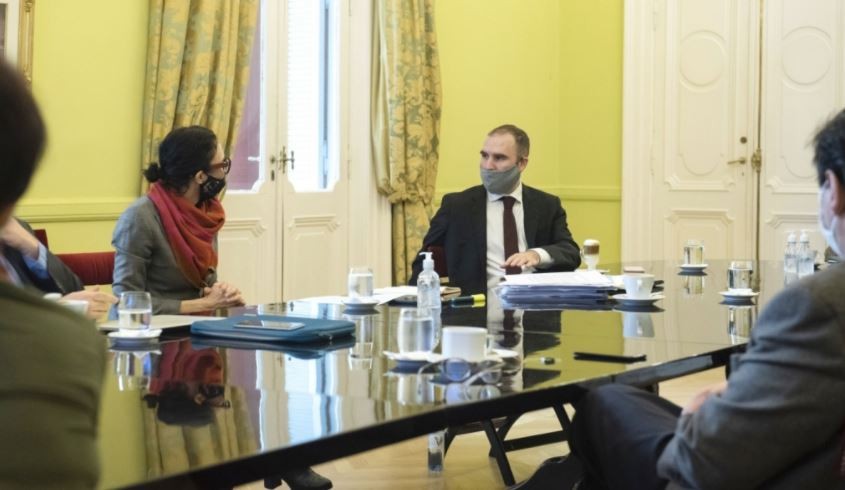 El Gobierno analiza elevar el impuesto a las Ganancias para las grandes empresas | Nacionales