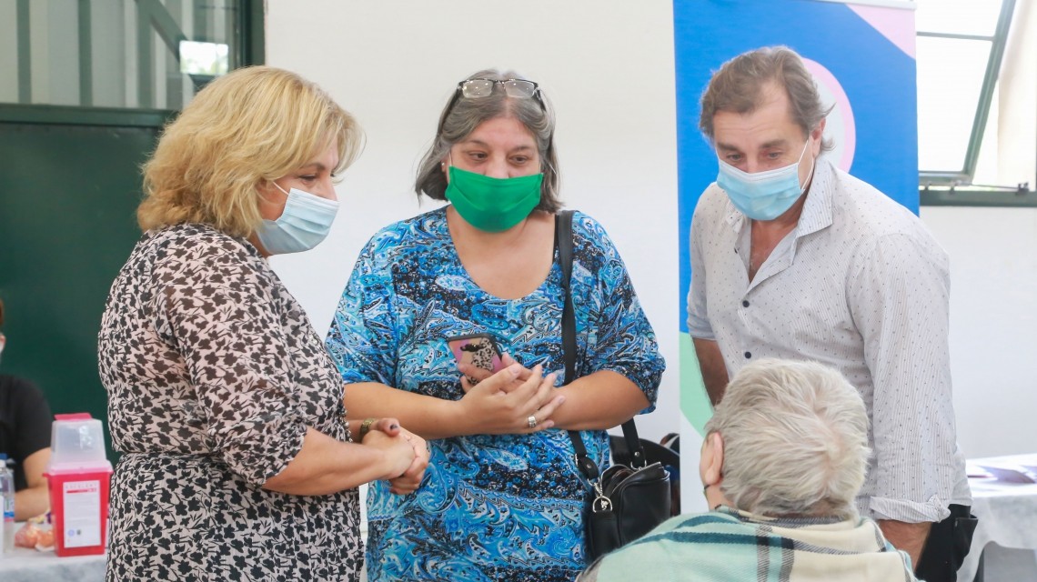 Martorano: "Ya hemos vacunado prácticamente el 90% del personal de salud" | Noticias