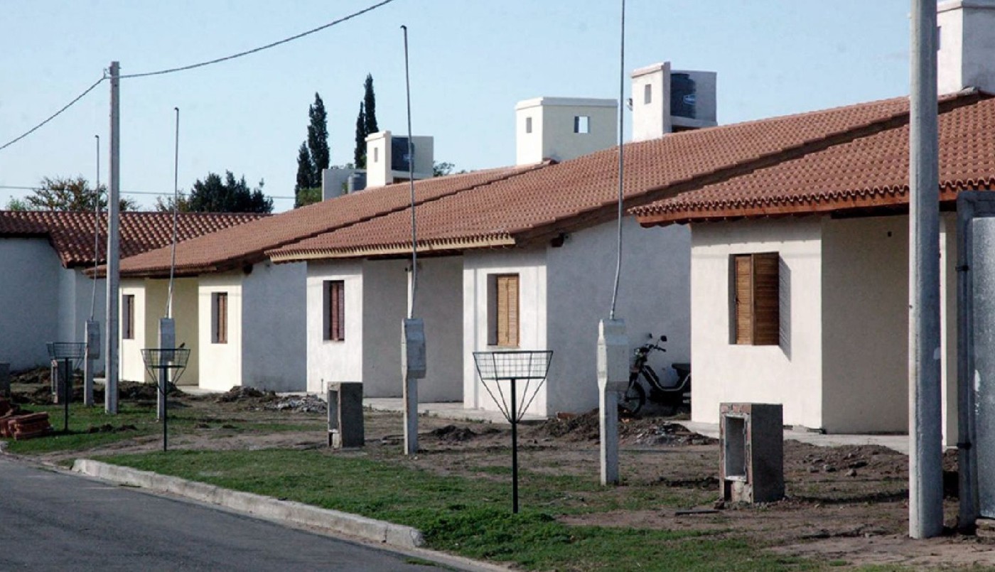 El Presidente firma convenio de adhesión con sindicatos para la asignación de 1.200 viviendas | Nacionales