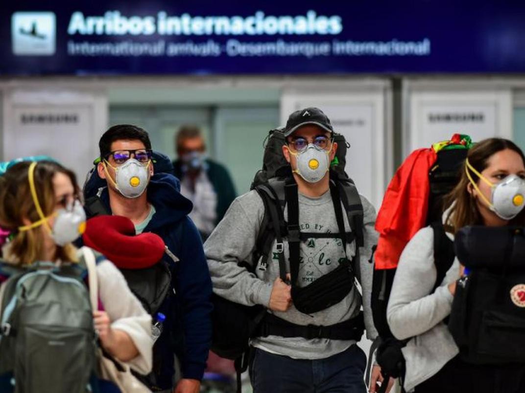 El Gobierno Nacional emitirá un nuevo DNU para desalentar los viajes fuera del país | Nacionales