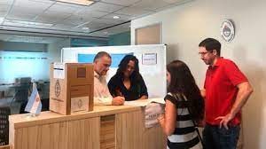 Derogan un decreto de Macri que permitía a los argentinos en el exterior votar por correo postal | Nacionales