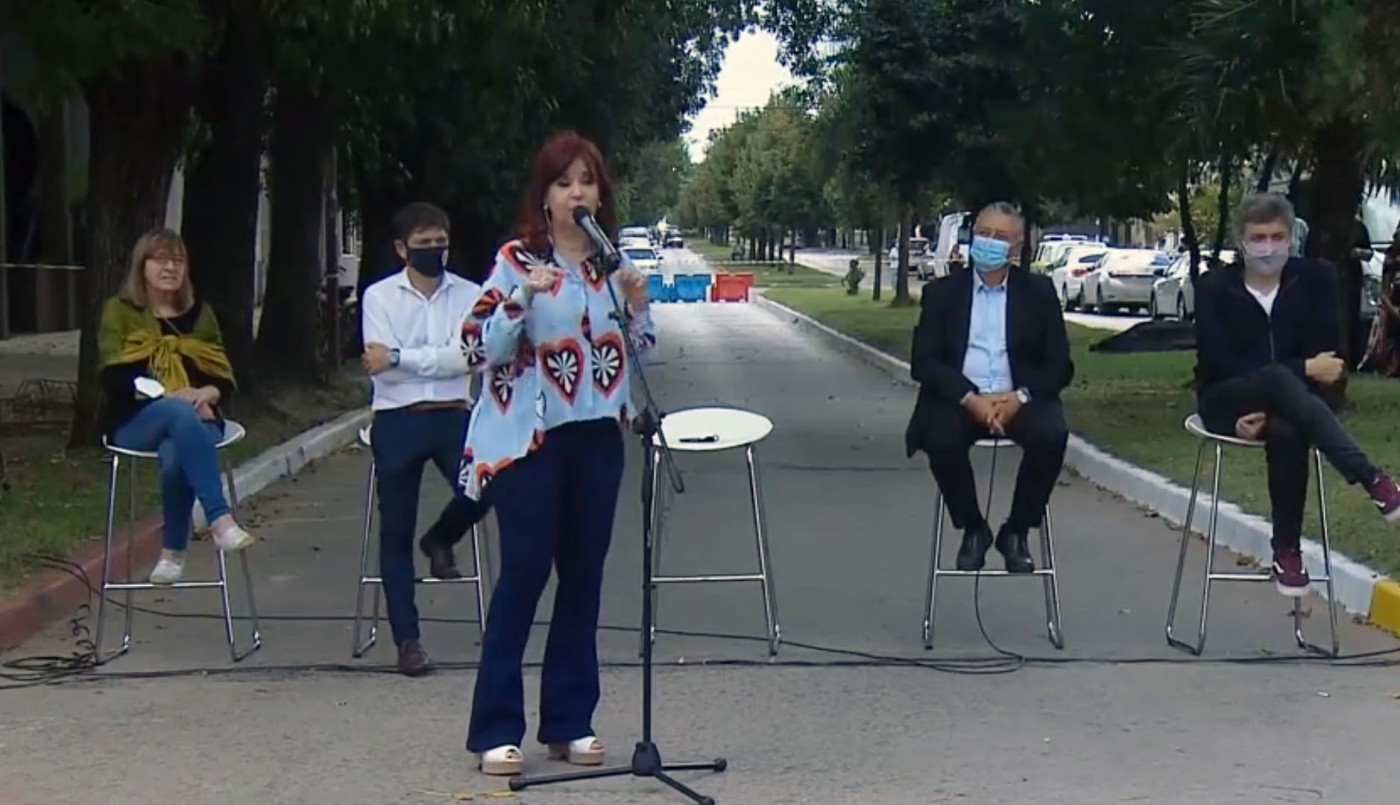 "Nos dejaron el regalo de la deuda externa": Cristina en un acto por el Día de la Memoria | Nacionales