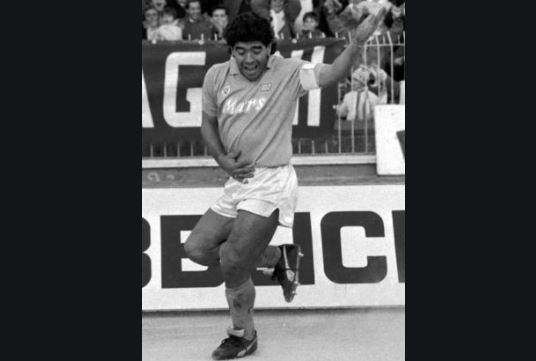 Exfutbolista uruguayo Carrizo estrenó cuarta versión del tango “AD10S” en homenaje a Maradona | Espectaculos