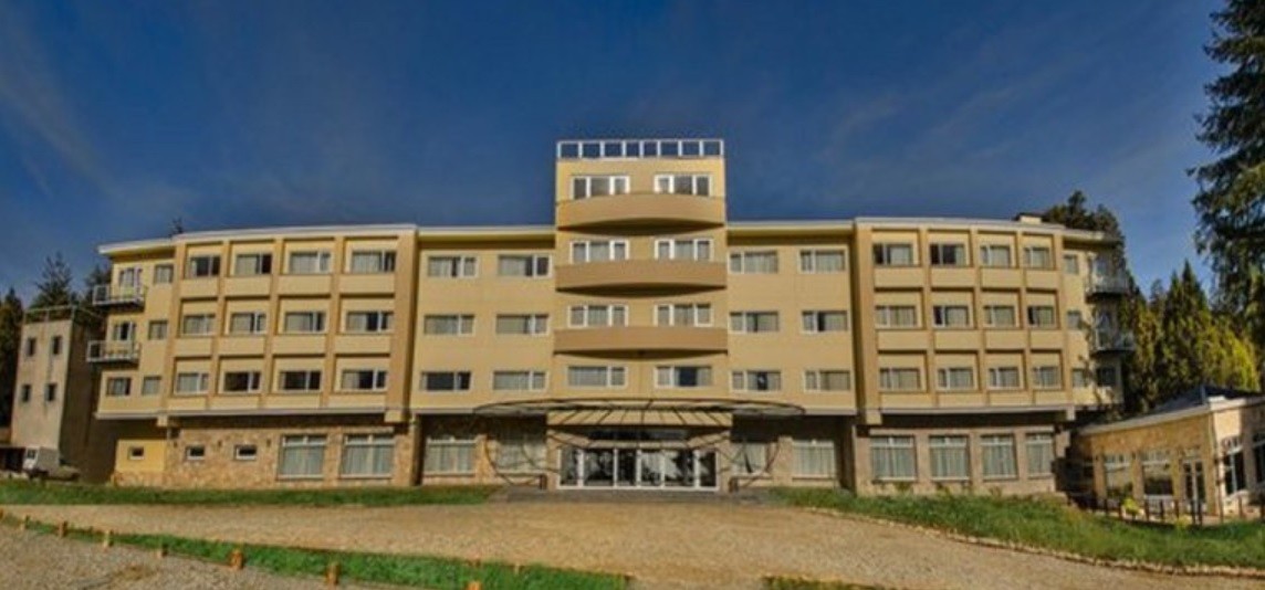 Pelea en el viaje de egresados: tiraron a un estudiante de la ventana del hotel | Nacionales