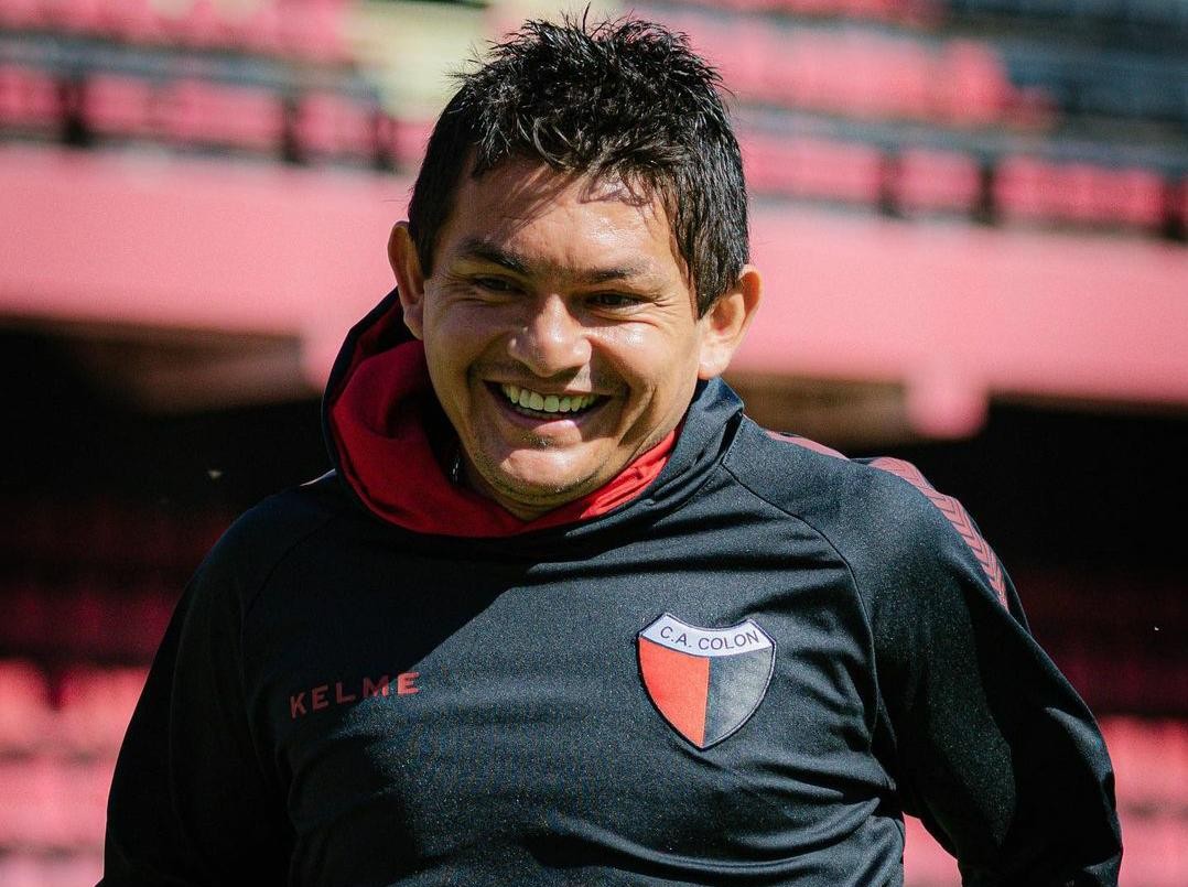 El Pulga Rodríguez será hisopado: presenta síntomas de Covid y hubo otro positivo en Colón | Deportes