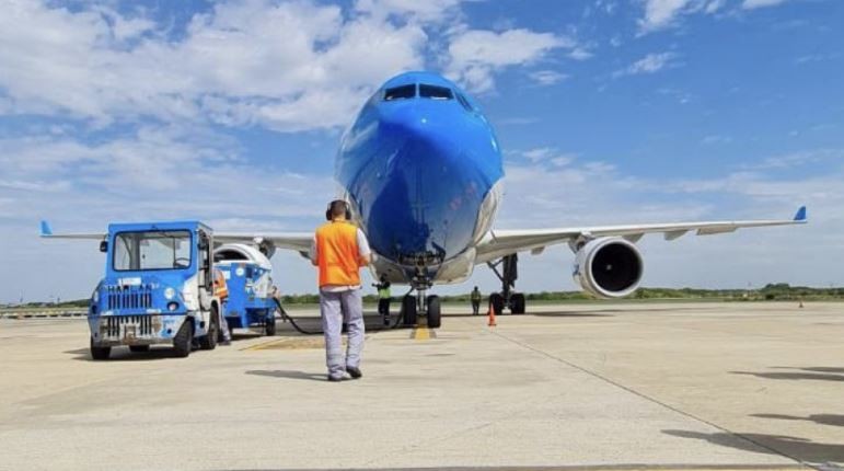 Un nuevo vuelo de Aerolíneas Argentinas partió a Moscú para traer más vacunas Sputnik V | Nacionales
