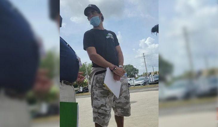 Se filtró una foto de Nacho Viale haciendo fila para vacunarse en Miami | Espectaculos