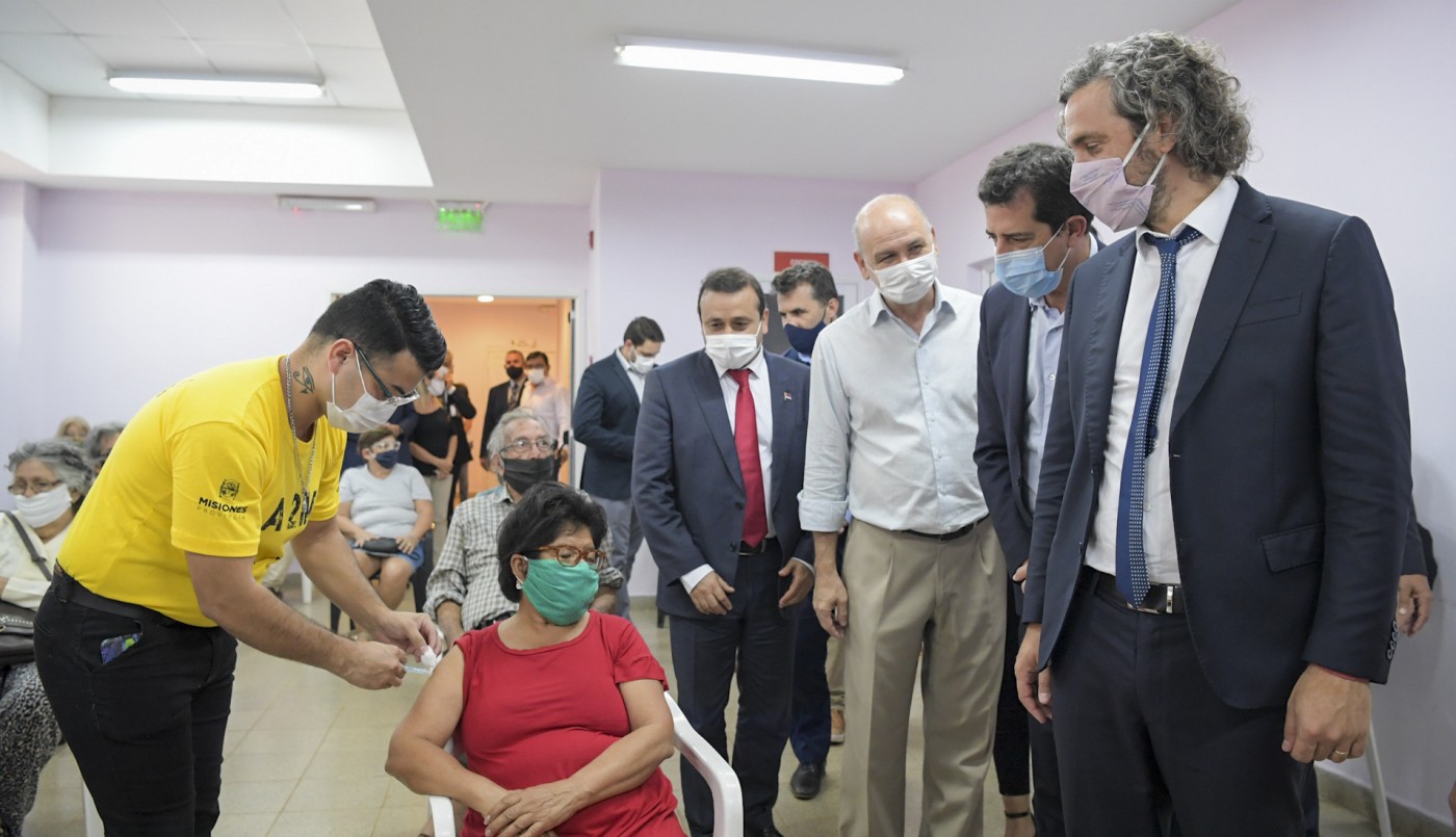 Cafiero: "Provincias, Ciudad y privados pueden comprar vacunas por su cuenta" | Nacionales