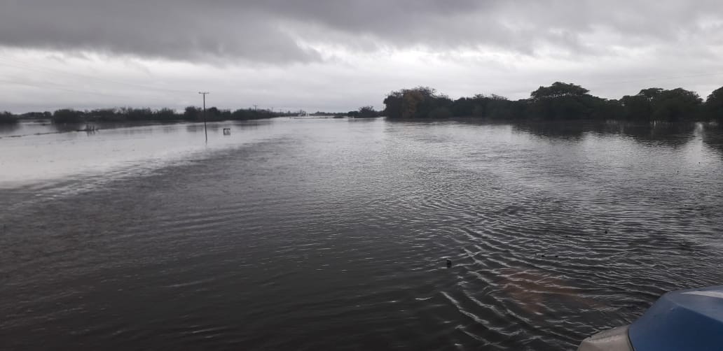 El temporal de lluvia sigue complicando el tránsito en varias rutas de la región | Información General