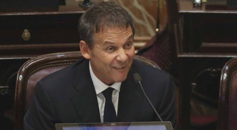El senador Eduardo Costa fue derivado a Buenos Aires por el Covid | Legislativas